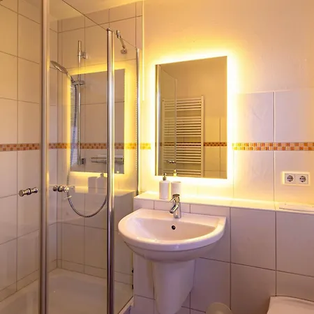 Holiday home 2 *